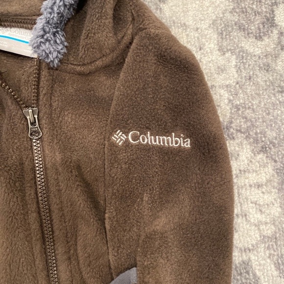 Infant Columbia Fleece Body Suit w/ Hood - Picture 5 of 7